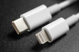¿Cuándo se pasarán los dispositivos Lightning de Apple a USB-C?