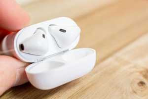 How to fix AirPods disconnecting from iPhone