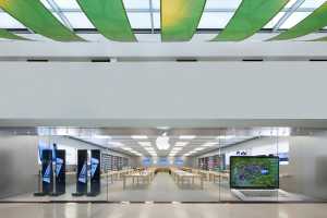 The first Apple Store union wants workers to get tips