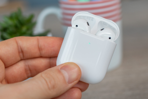How to fix it when only one AirPod is working